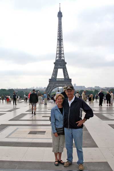 Photo of Bob & Judy in Paris
